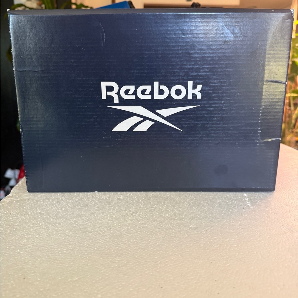 Reebok Men's Shoes  black and gray